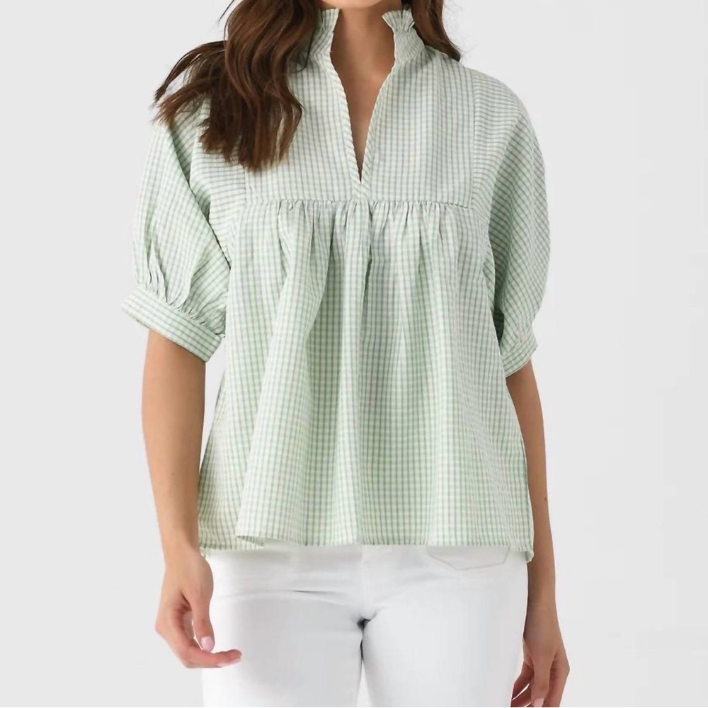 Never a Wallflower- Green and White Gingham Puff Shortsleeve Top